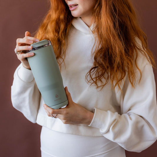 30-oz-groove-tumbler-u6 4Manna_Website_Lifestyles-17.jpg
