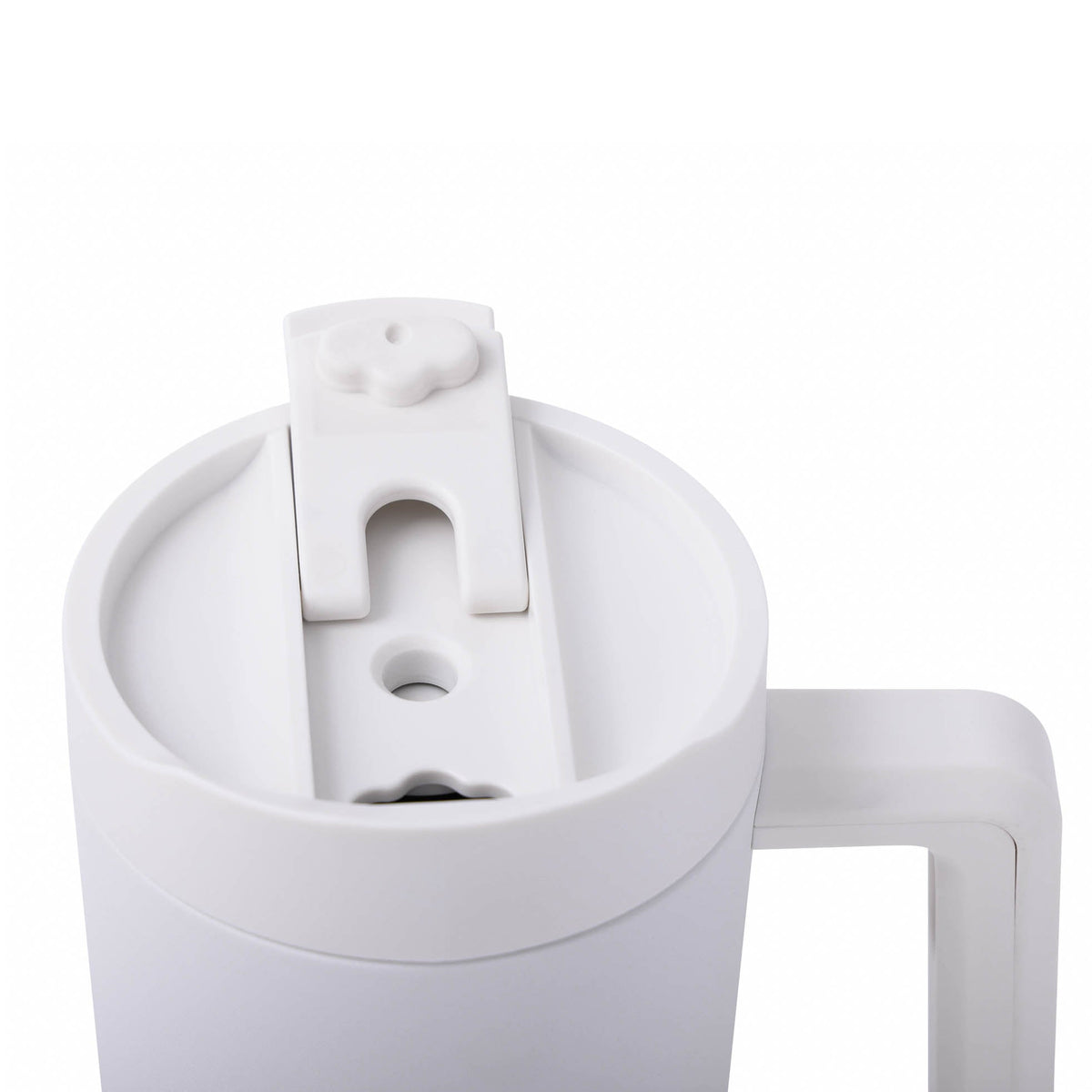 40-oz-top-tumbler-o7 CoreHome_MannaHydration_Whites_Raw-51.jpg