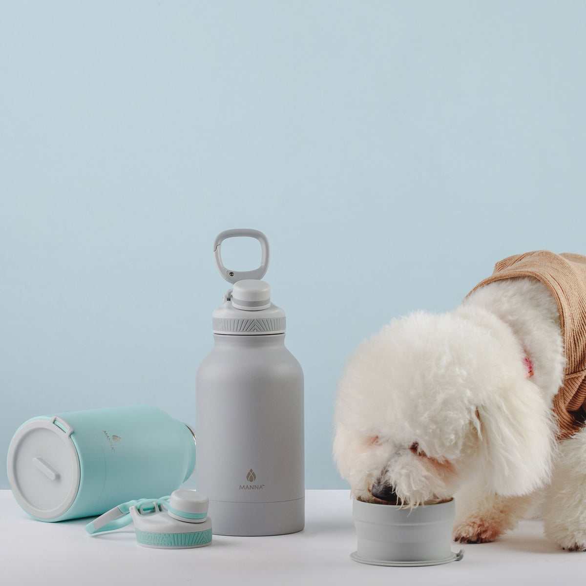 46-oz-rover-bottle-y6 WEB_156A7390_2b12558f-2e11-4712-881b-a120febc680c.jpg